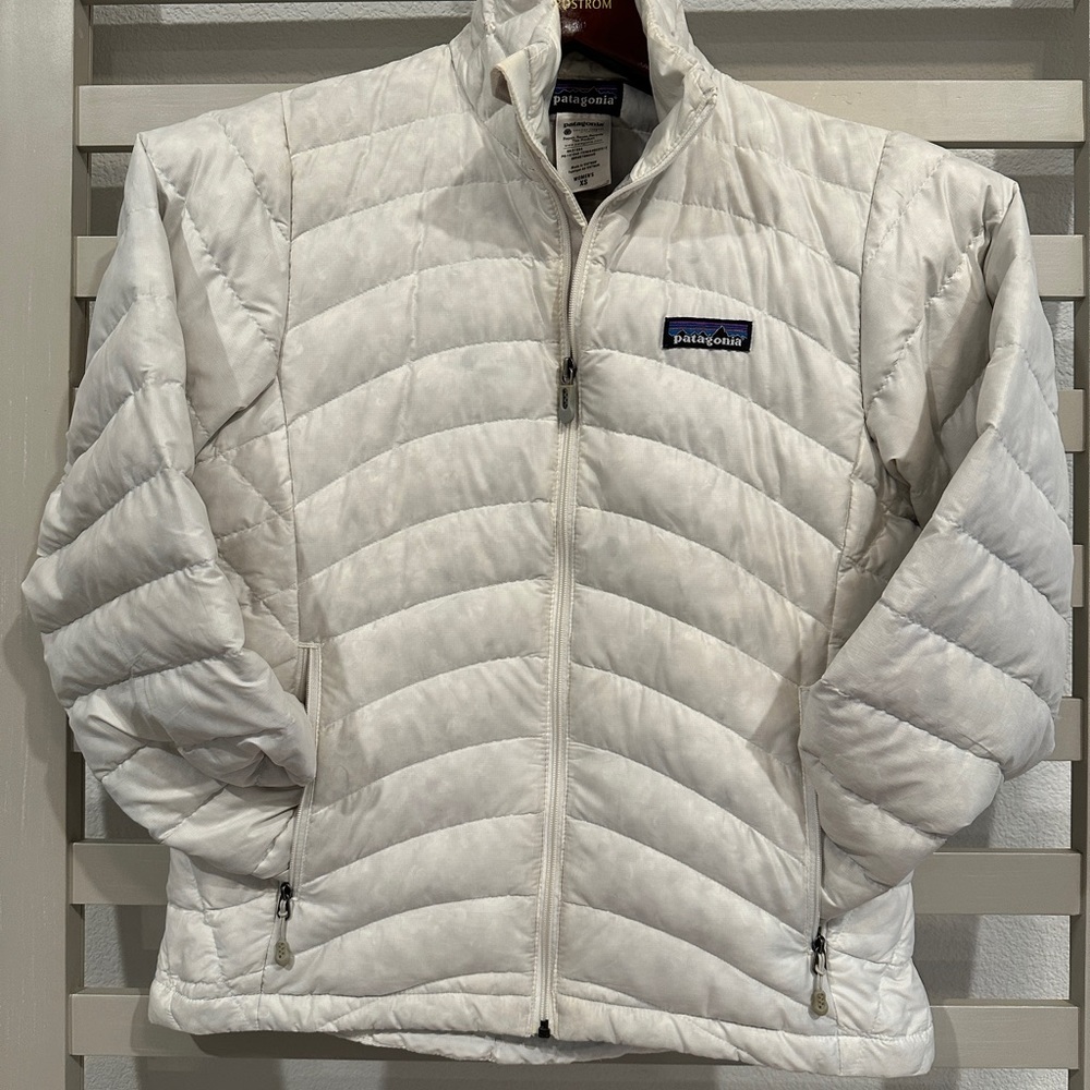 Patagonia Down Sweater‎ Jacket Women's xSmall Ivory